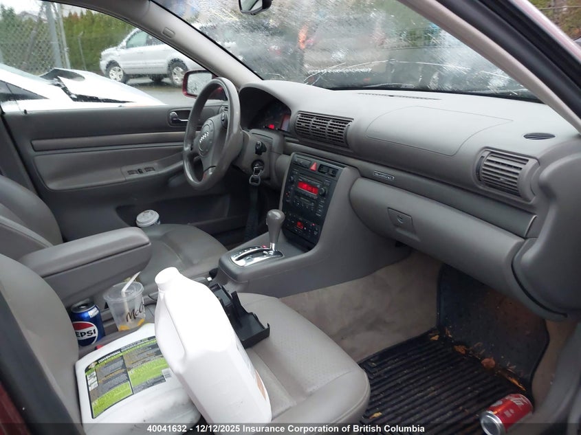 WAUDC68DX1A087272 2001 AUDI A4 photo no. 5
