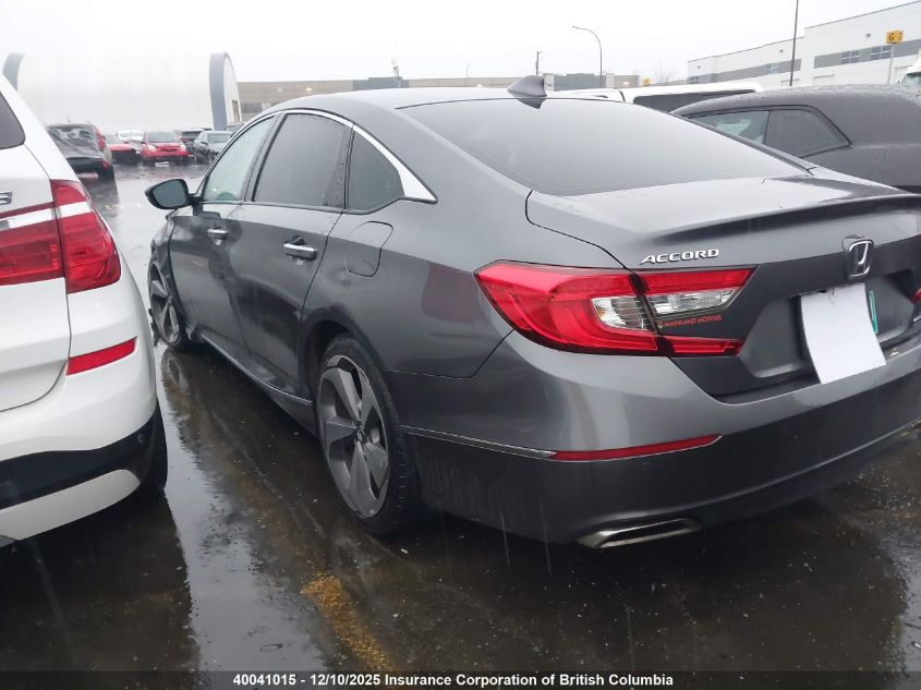 2018 Honda Accord Touring VIN: 1HGCV1F90JA806976 Lot: 40041015