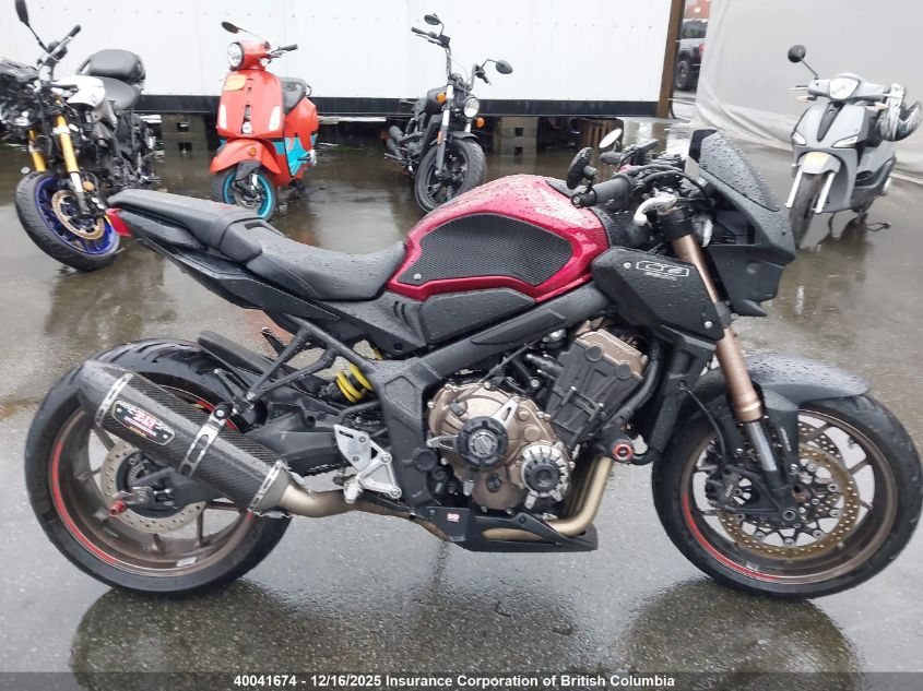 MLHRH026XK5000057 2019 HONDA CB photo no. 14