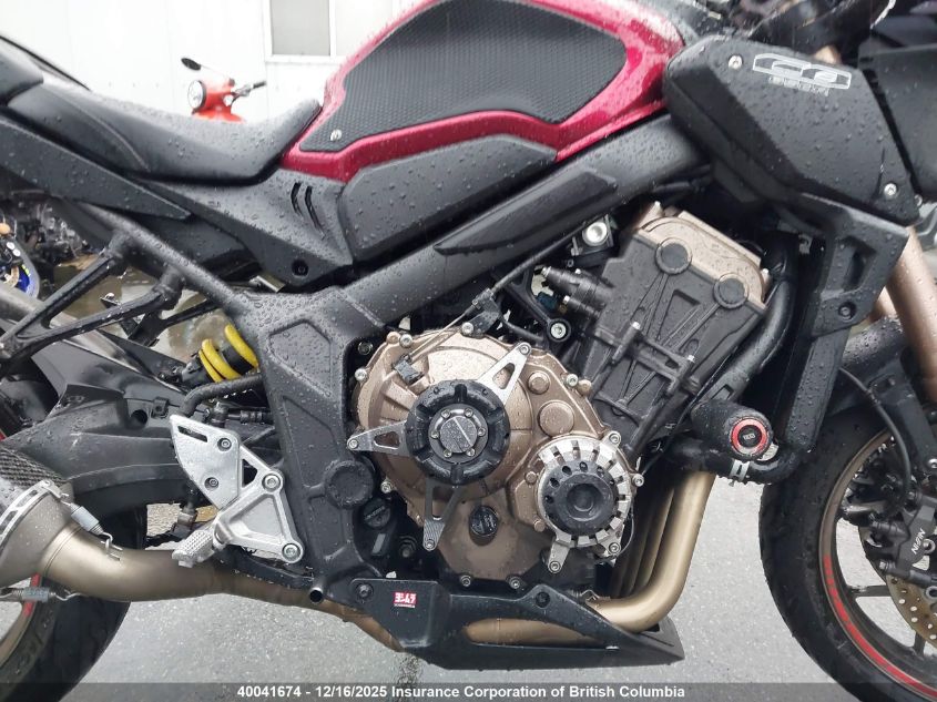 MLHRH026XK5000057 2019 HONDA CB photo no. 8