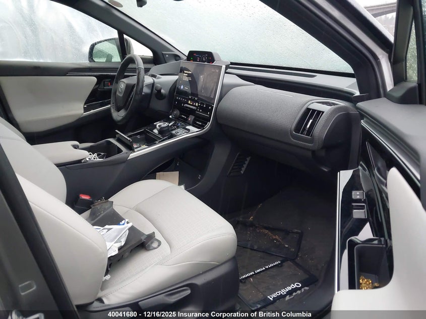 JTMABACA5RA049257 2024 TOYOTA BZ4X photo no. 5