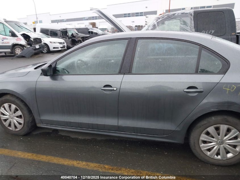 2011 Volkswagen Jetta S VIN: 3VW2K7AJ2BM366560 Lot: 40040704