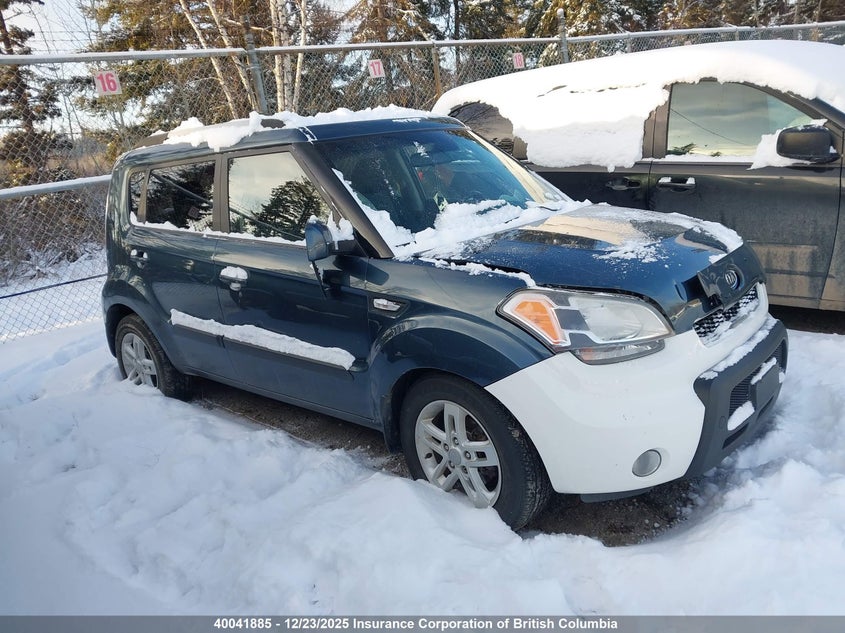KNDJT2A21B7328447 2011 Kia Soul auction photo 1
