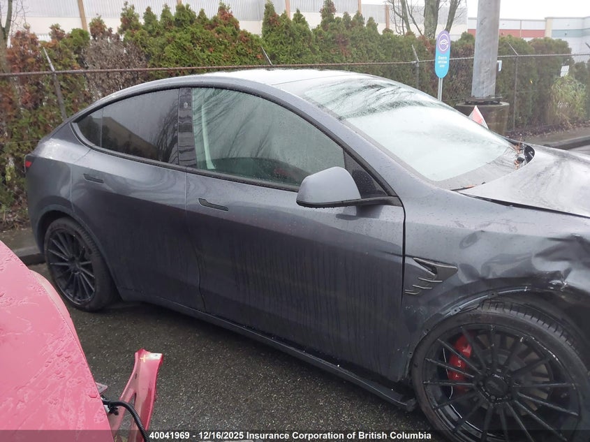 5YJYGDEDXMF120834 2021 TESLA MODEL Y photo no. 14
