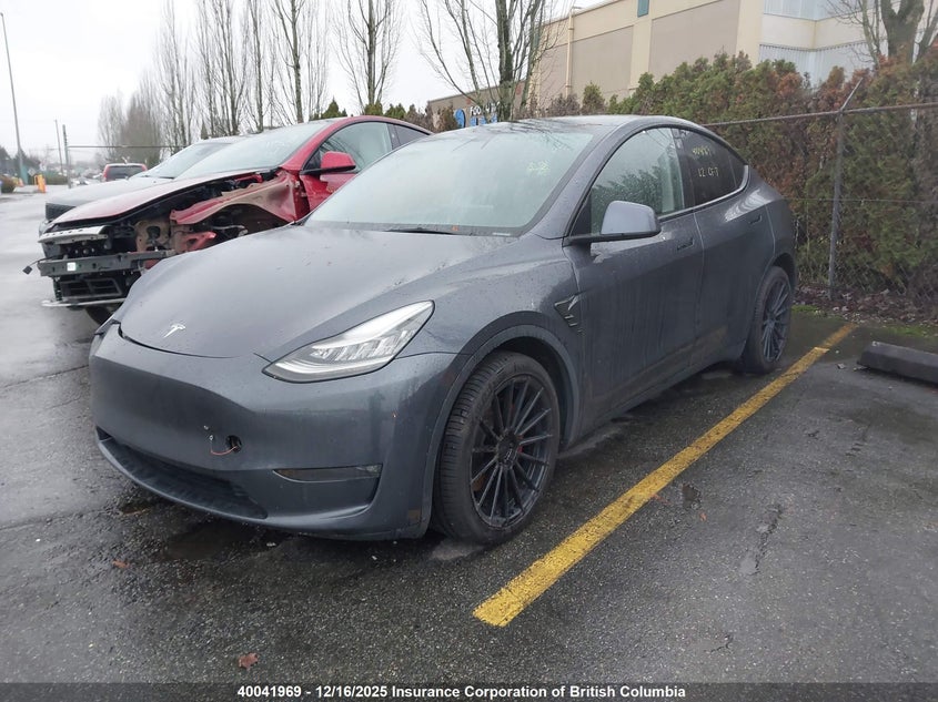 5YJYGDEDXMF120834 2021 TESLA MODEL Y photo no. 2