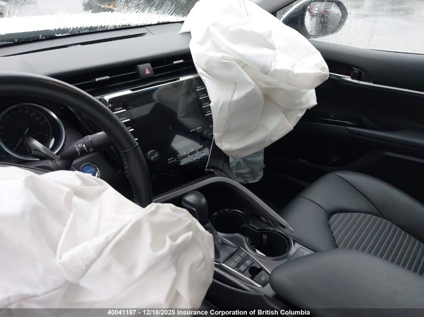 2018 Toyota Camry Hybrid/Le/Xle/Se VIN: 4T1B21HK8JU006195 Lot: 40041187