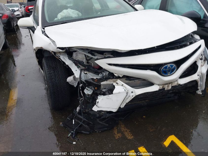 2018 Toyota Camry Hybrid/Le/Xle/Se VIN: 4T1B21HK8JU006195 Lot: 40041187