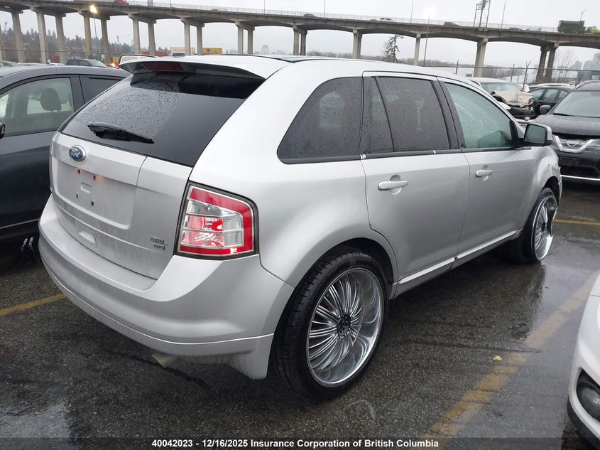 2FMDK4JC1ABB47516 2010 FORD EDGE photo no. 4