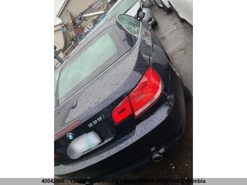 2008 BMW 3-Series VIN: WBAWL73598PX57965 Lot: 40042068