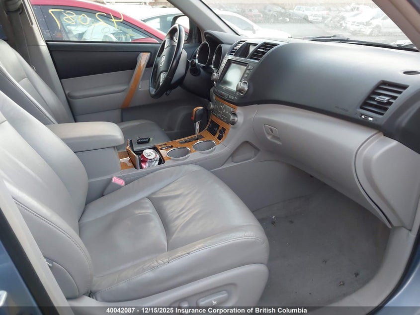 JTEEW44A892035820 2009 TOYOTA HIGHLANDER photo no. 5