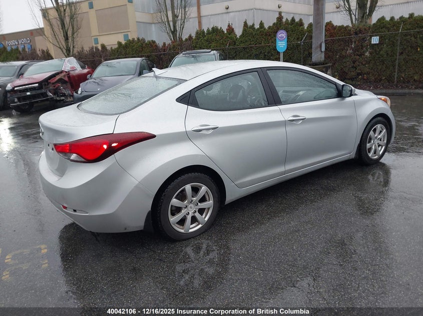 5NPDH4AE9FH610129 2015 HYUNDAI ELANTRA photo no. 4