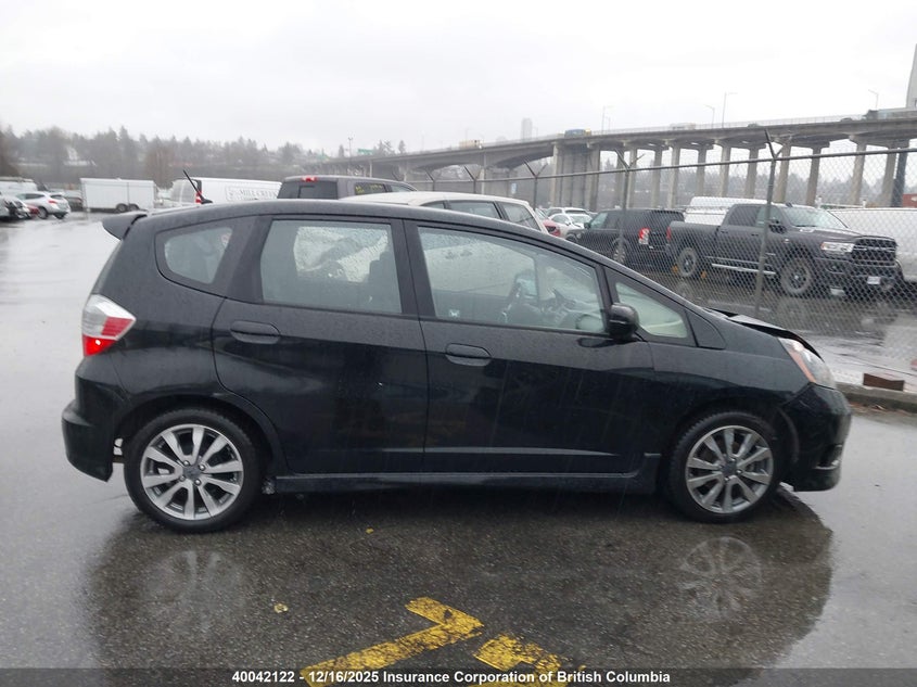 LUCGE8H77E3005259 2014 HONDA FIT photo no. 13