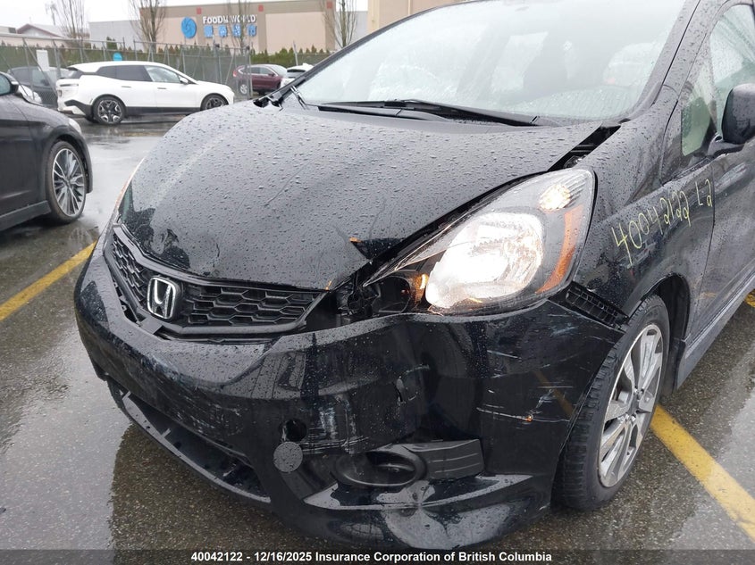 LUCGE8H77E3005259 2014 HONDA FIT photo no. 6