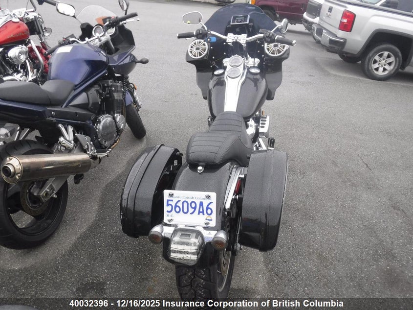 5HD1YNJA6JC019063 2018 HARLEY-DAVIDSON LOW RIDER photo no. 2
