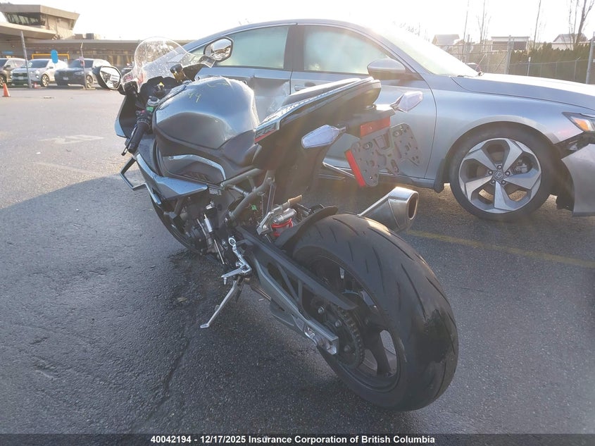 WB10P2303S6L67958 2025 BMW S 1000 photo no. 3