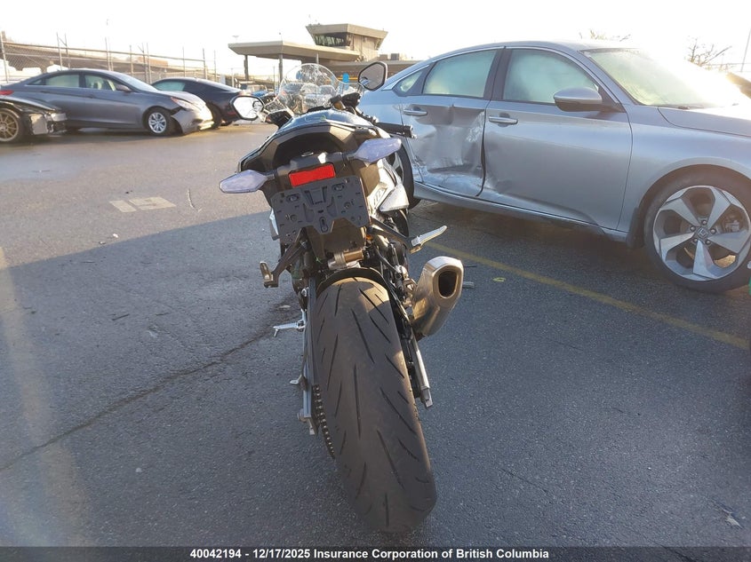 WB10P2303S6L67958 2025 BMW S 1000 photo no. 6