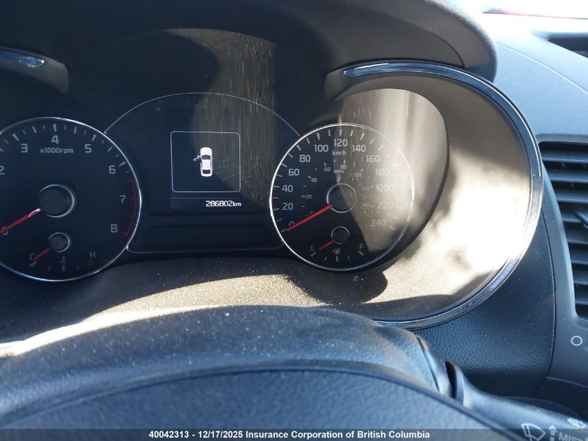 2018 Kia Forte VIN: KNAFK5A86J5770999 Lot: 40042313