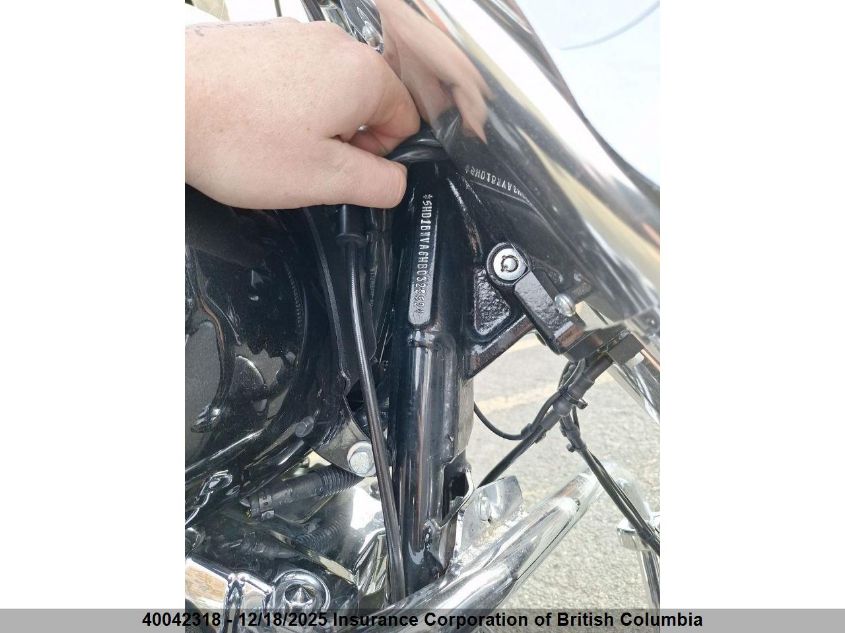 2017 Harley-Davidson Flstc Heritage Softail Classic VIN: 5HD1BWVA6HB032252 Lot: 40042318