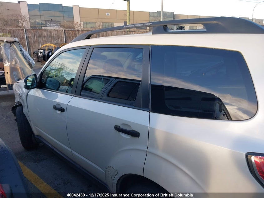 JF2SHCBC1BH710993 2011 SUBARU FORESTER photo no. 14
