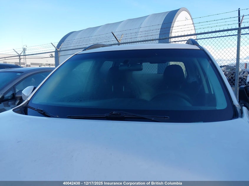 JF2SHCBC1BH710993 2011 SUBARU FORESTER photo no. 17