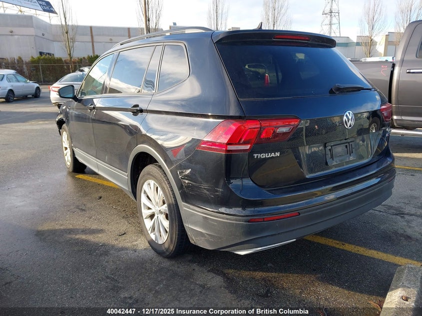 3VV0B7AX3JM102326 2018 VOLKSWAGEN TIGUAN photo no. 3