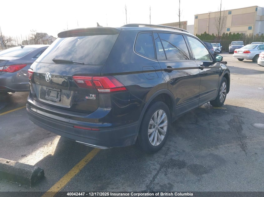 3VV0B7AX3JM102326 2018 VOLKSWAGEN TIGUAN photo no. 4