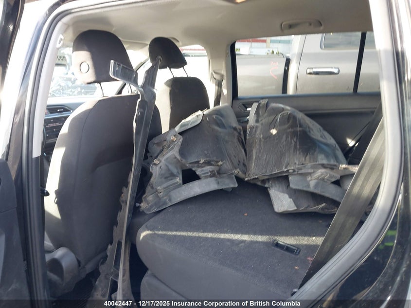3VV0B7AX3JM102326 2018 VOLKSWAGEN TIGUAN photo no. 8