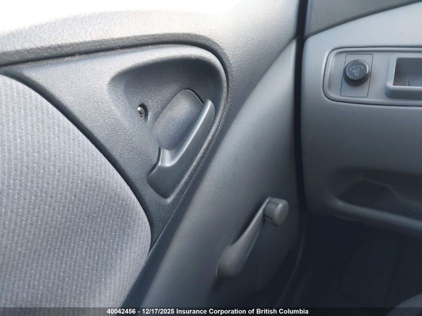 JTDBT123810171352 2001 TOYOTA ECHO photo no. 20