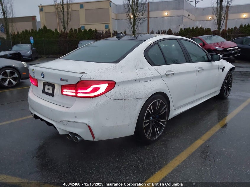 WBSJF0C52JB283641 2018 BMW M5 photo no. 4