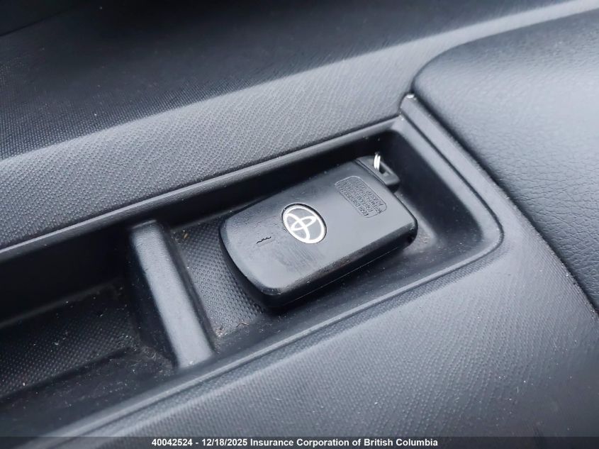 2018 Toyota Prius VIN: JTDKDTB34J1614681 Lot: 40042524