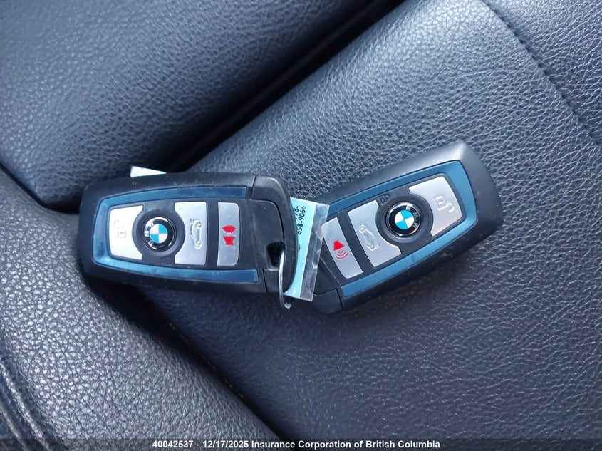 WBA8D9C58JA614337 2018 BMW 3ER photo no. 11