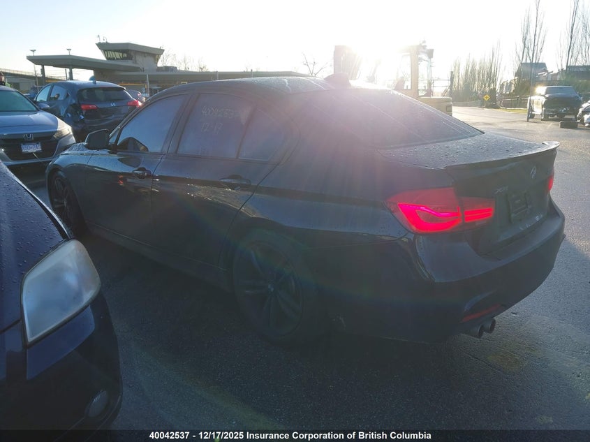 WBA8D9C58JA614337 2018 BMW 3ER photo no. 3