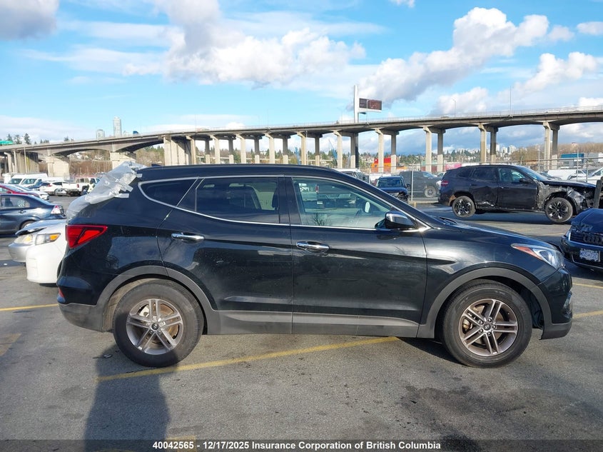 5XYZUDLB8HG453272 2017 HYUNDAI SANTA FE photo no. 13