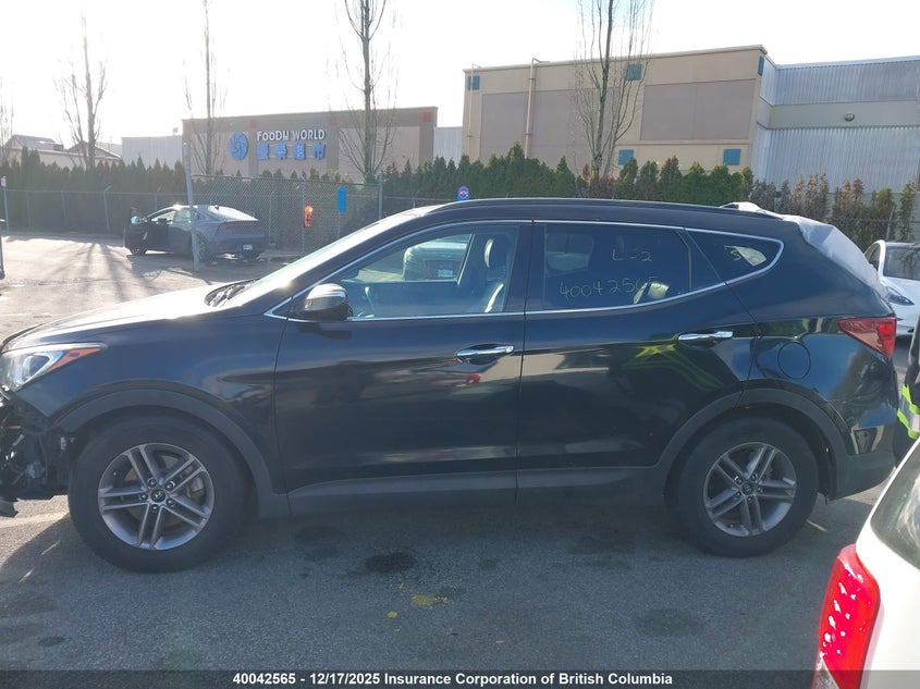 5XYZUDLB8HG453272 2017 HYUNDAI SANTA FE photo no. 14