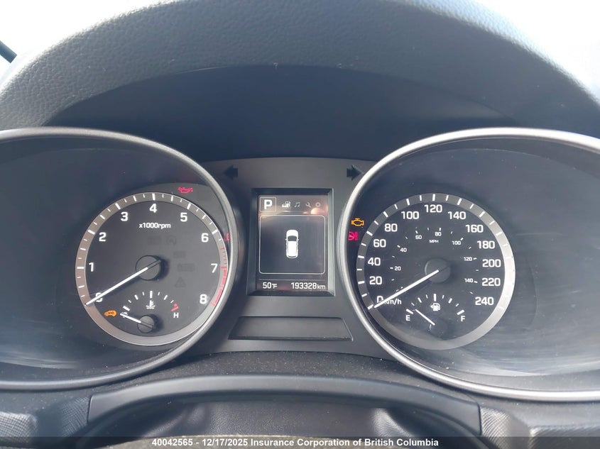 5XYZUDLB8HG453272 2017 HYUNDAI SANTA FE photo no. 7