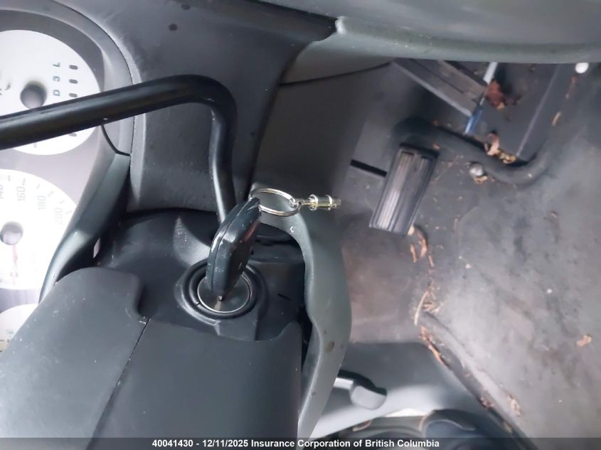 2004 Dodge Caravan Se VIN: 1D4GP25R04B517857 Lot: 40041430