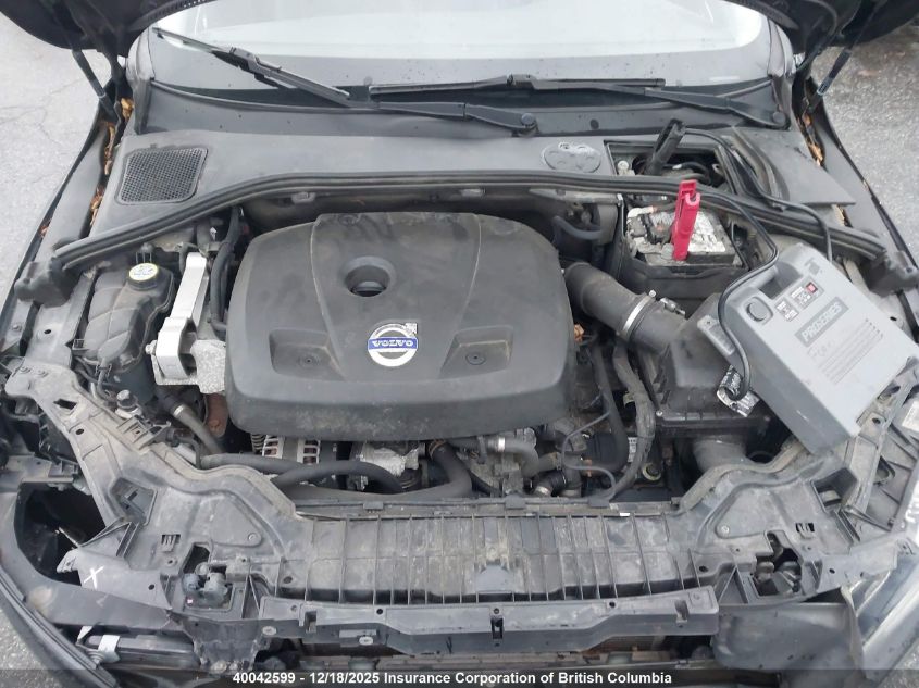 2015 Volvo V60 VIN: YV140MEL4F1232707 Lot: 40042599
