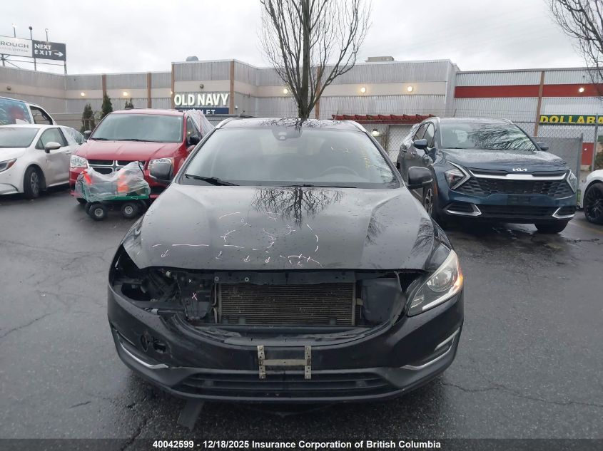 2015 Volvo V60 VIN: YV140MEL4F1232707 Lot: 40042599