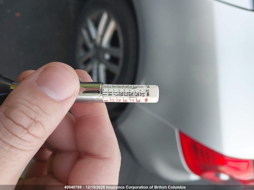 2008 Volkswagen Rabbit VIN: WVWDA71K38W107351 Lot: 40040789