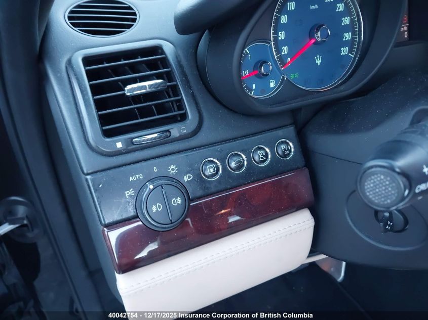 2009 Maserati Quattroporte S VIN: ZAMJK39A790045585 Lot: 40042754