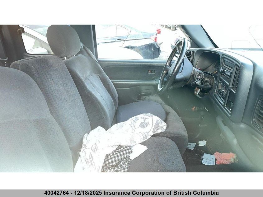 1999 Chevrolet Silverado C1500 VIN: 2GCEC19T9X1217335 Lot: 40042764