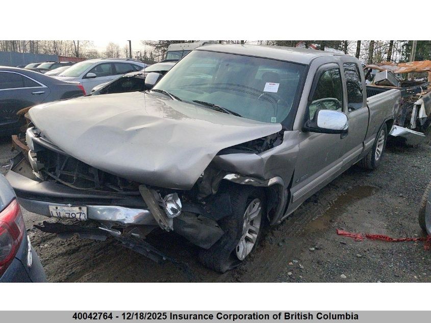 1999 Chevrolet Silverado C1500 VIN: 2GCEC19T9X1217335 Lot: 40042764