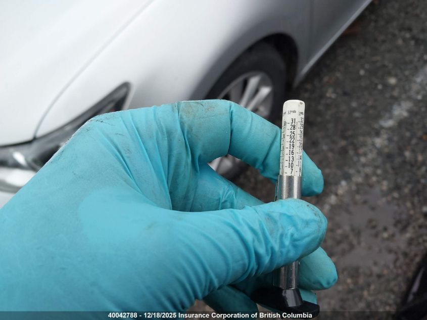 2012 Lexus Ct 200 VIN: JTHKD5BHXC2080833 Lot: 40042788