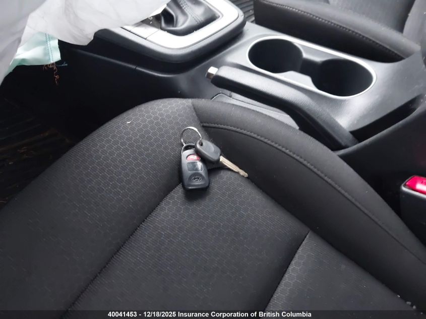 2017 Hyundai Elantra Se/Value/Limited VIN: KMHD84LFXHU207948 Lot: 40041453