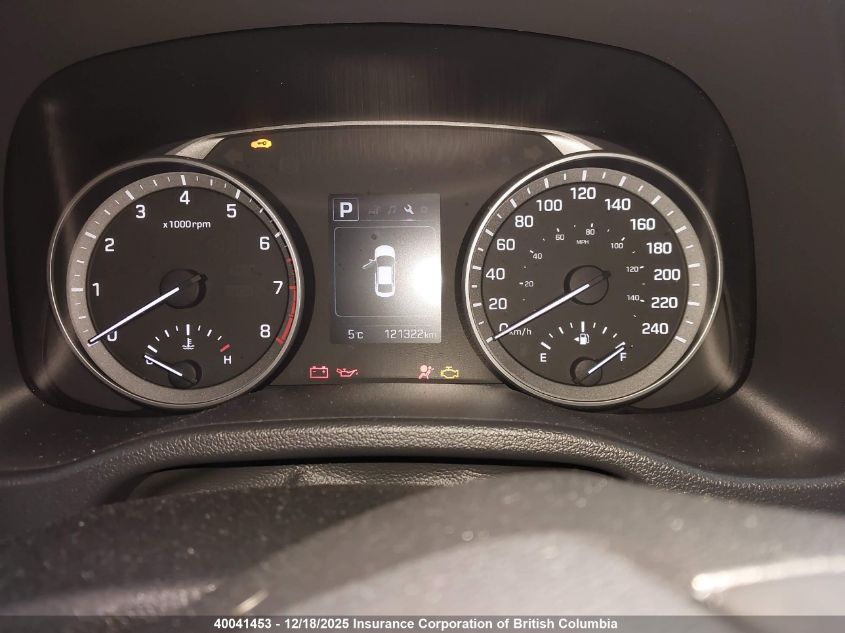 2017 Hyundai Elantra Se/Value/Limited VIN: KMHD84LFXHU207948 Lot: 40041453