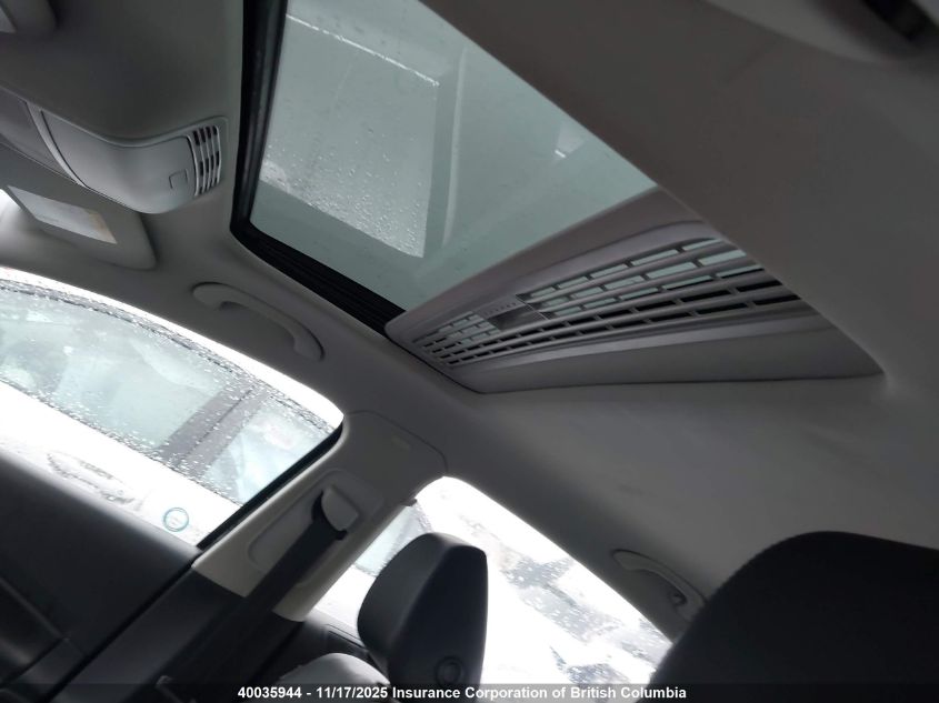 2009 Volkswagen Passat VIN: WVWEK73C99E128736 Lot: 40035944