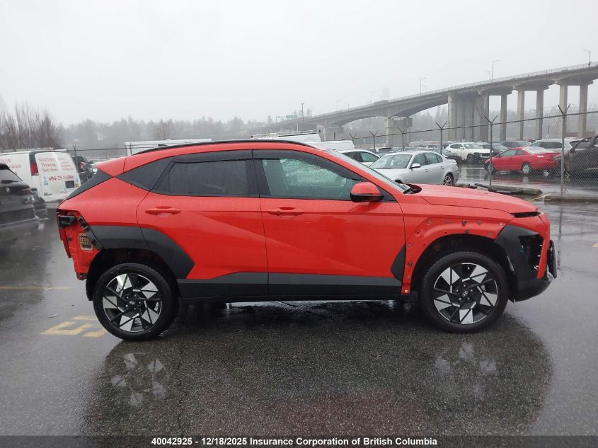 2025 Hyundai Kona VIN: KM8HBCAB3SU277148 Lot: 40042925