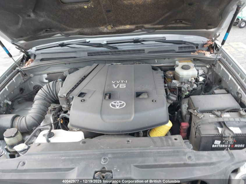 2004 Toyota 4Runner Limited VIN: JTEBU17R440027808 Lot: 40042977