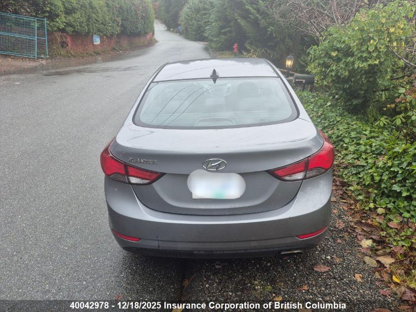 2015 Hyundai Elantra Se/Sport/Limited VIN: KMHDH4AH2FU389274 Lot: 40042978