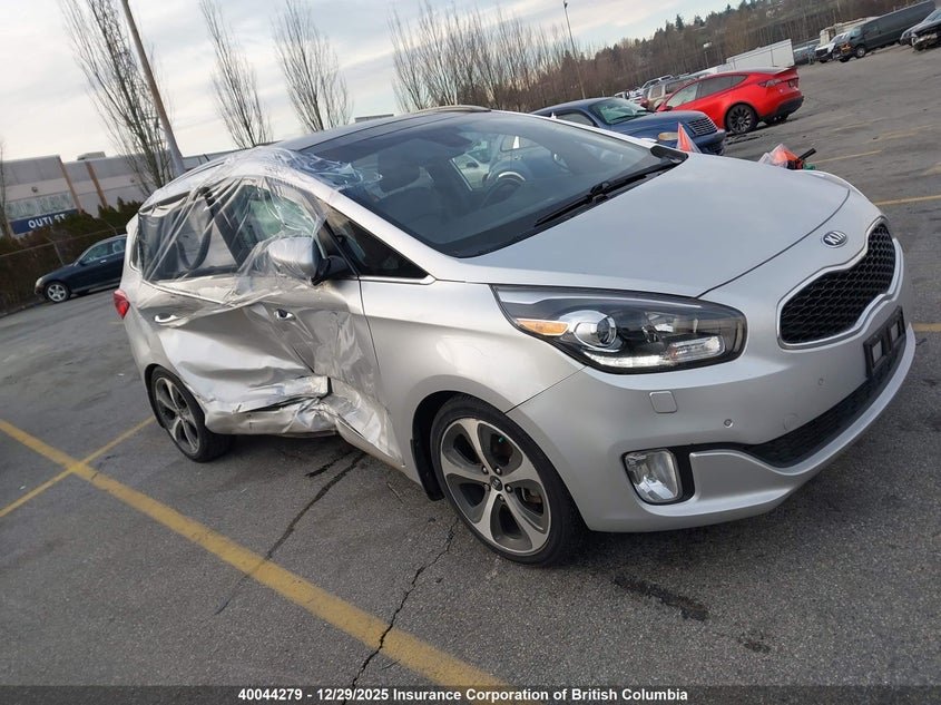 2014 Kia Rondo